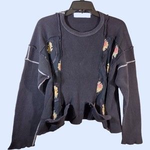 Bonnie Harris Designs Women's XL/1X Black Floral Sewn Embroidered Knit Crew Top